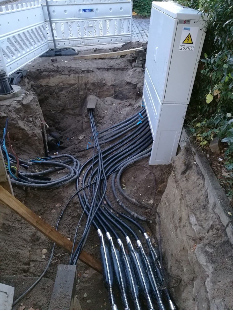 Verlegung von Kabeln bis 10 kV - MRA GmbH